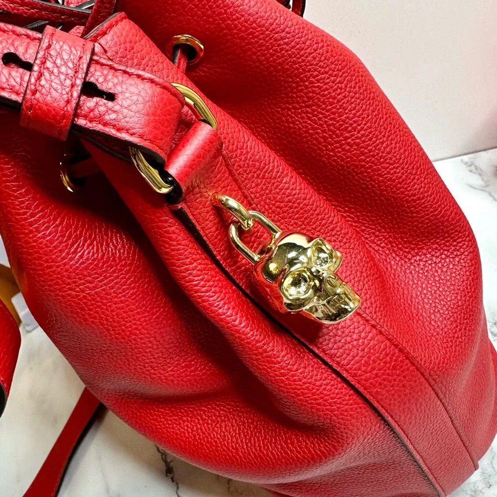 NEW! Alexander McQueen Secchiello Red Leather Skull Padlock Bucket Bag - Picture 10 of 17
